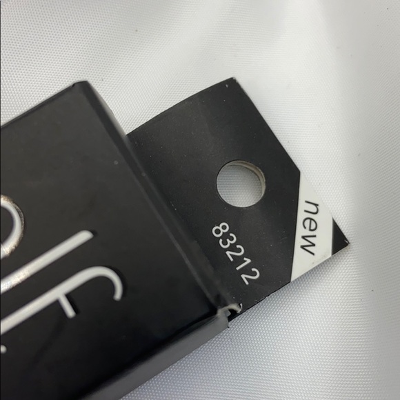 🔥3/10🔥Elf  ColorCorrecting Stick Correct the Red - Picture 4 of 4